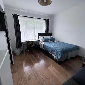 https://bnb-n-25.brighton-hotels-england.com